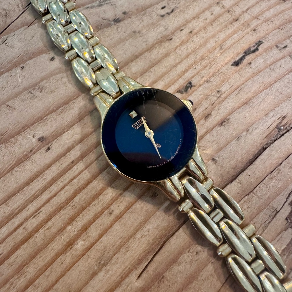 Vintage 90s Citizen Gold and Black Watch